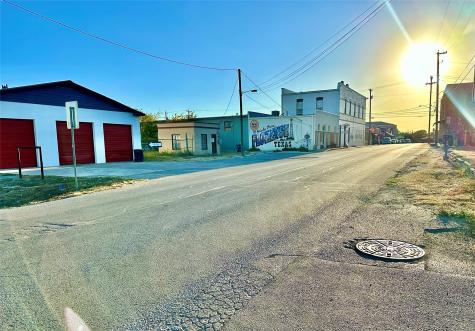 101 Story Avenue Florence TX 76527