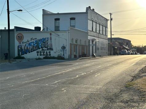 101 Story Avenue Florence TX 76527