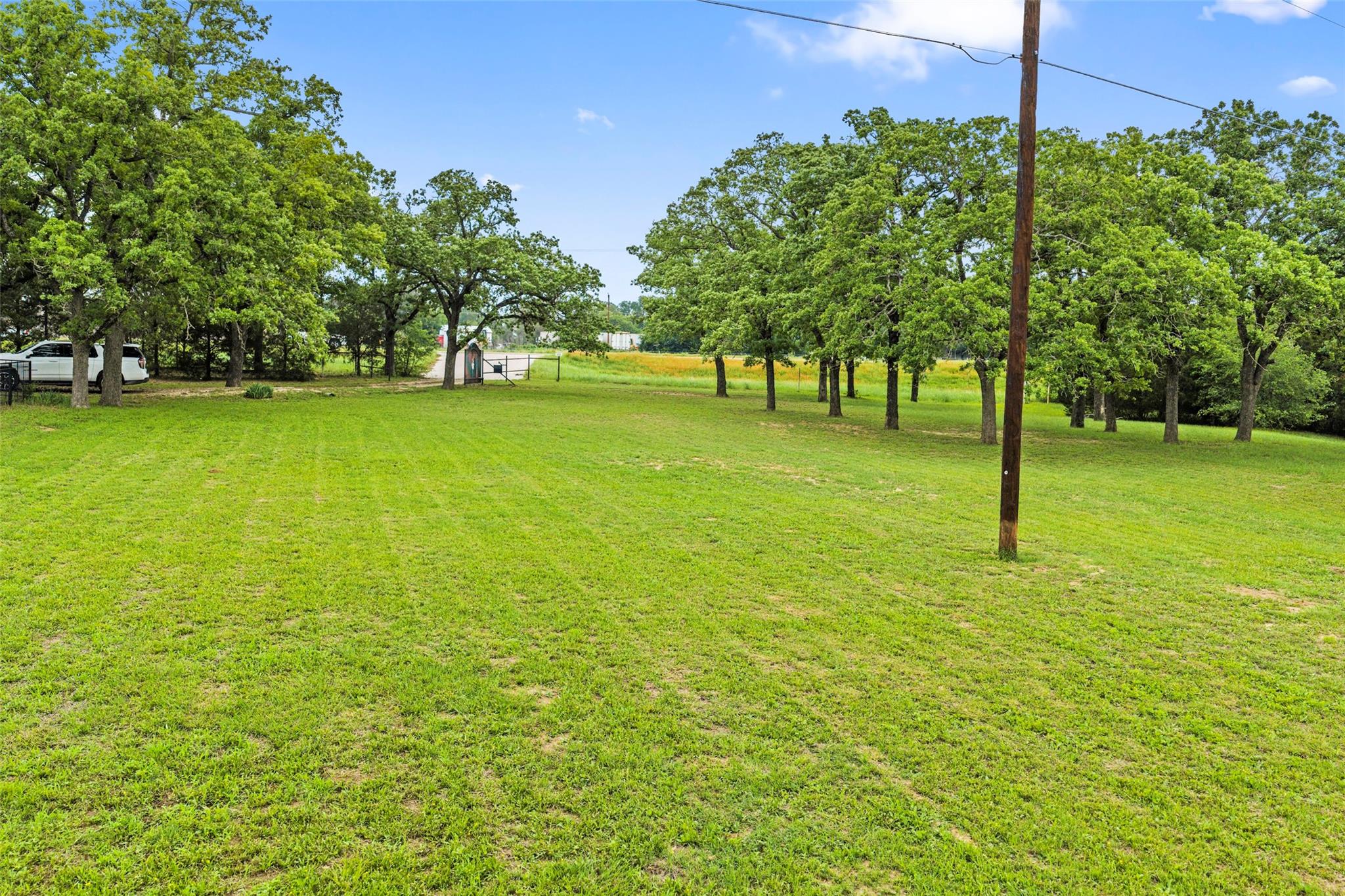 1389 Highway 290 E Elgin TX 78621