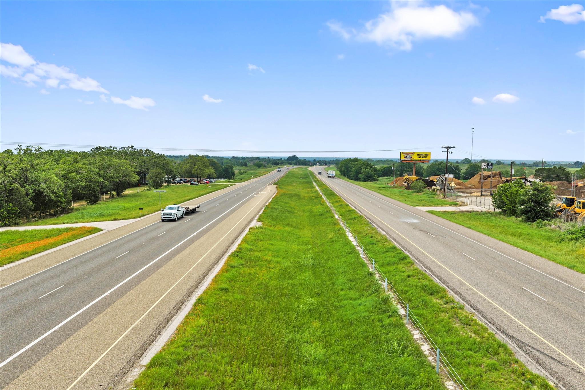 1389 Highway 290 E Elgin TX 78621
