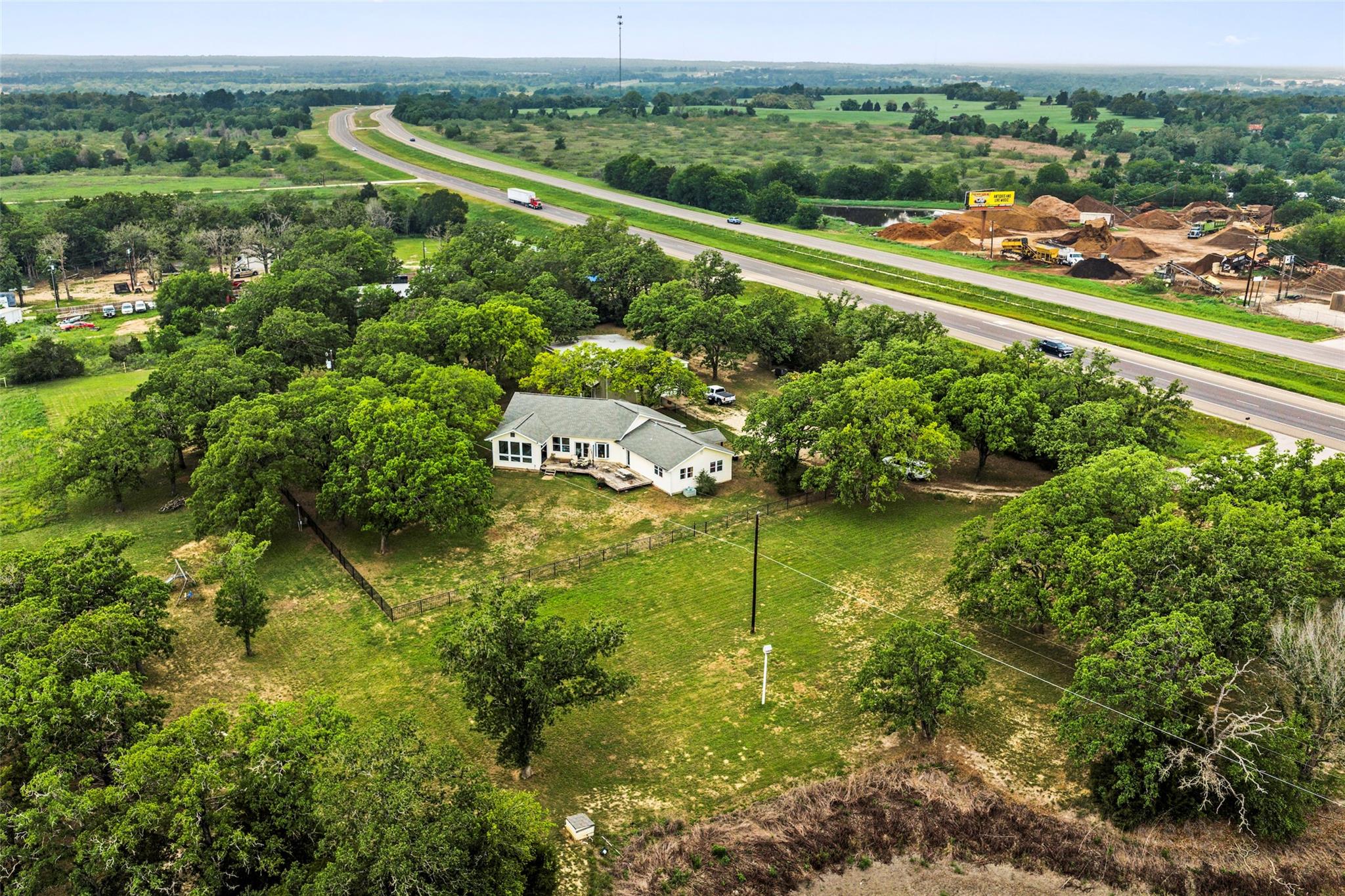 1389 Highway 290 E Elgin TX 78621