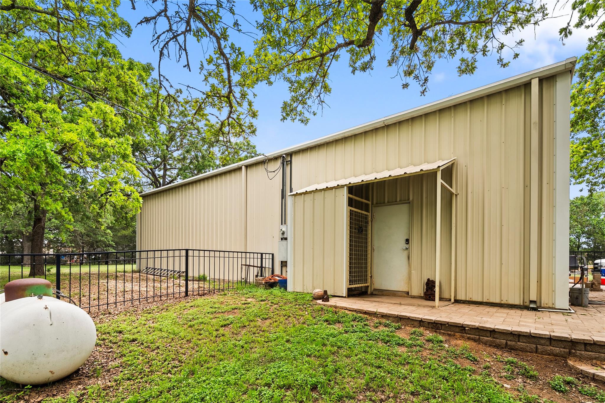 1389 Highway 290 E Elgin TX 78621