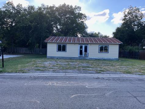 115 Guadalupe Street Lockhart TX 78644