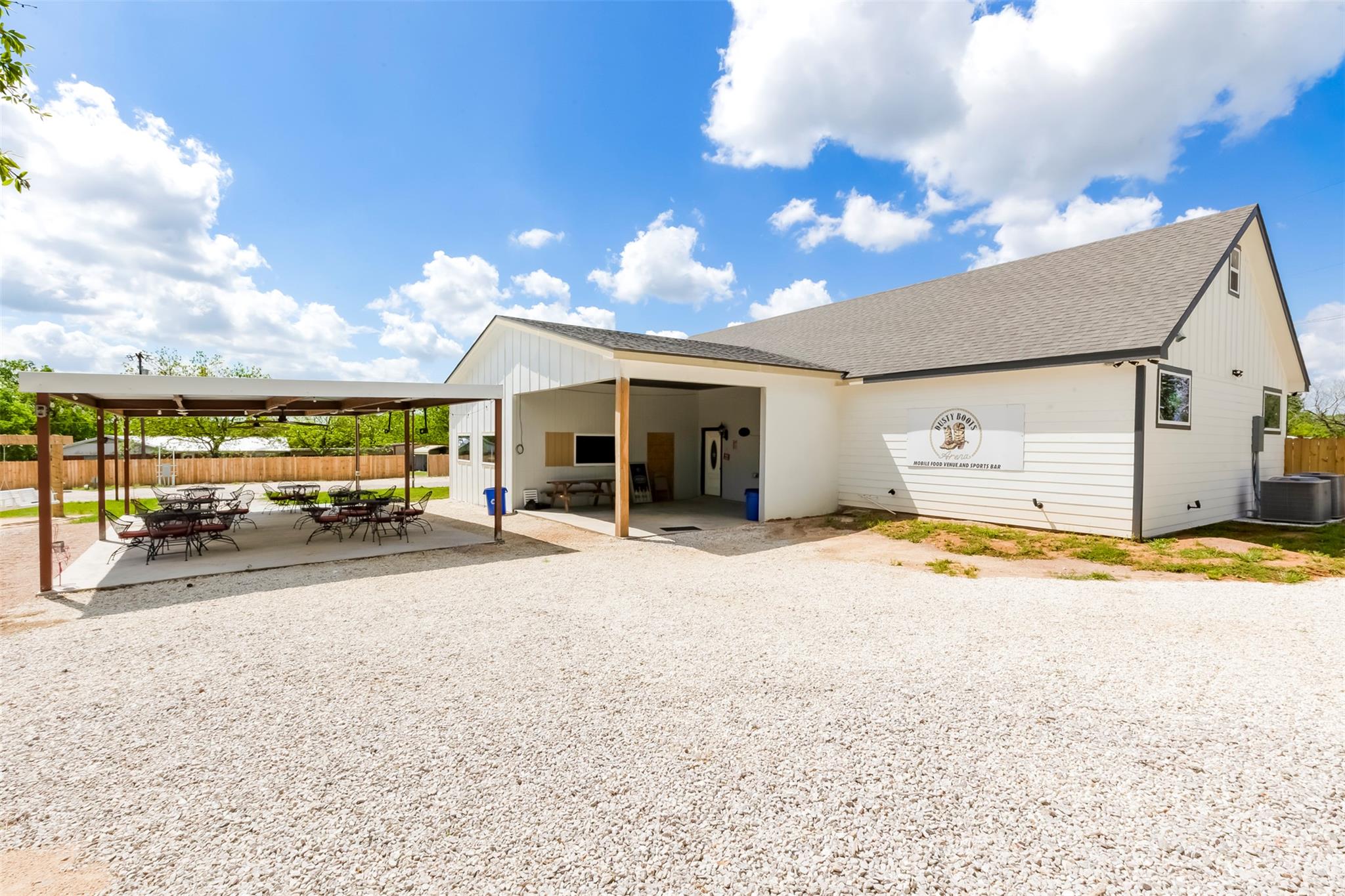 306 Oak Street Rockdale TX 76567
