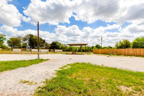 306 Oak Street Rockdale TX 76567