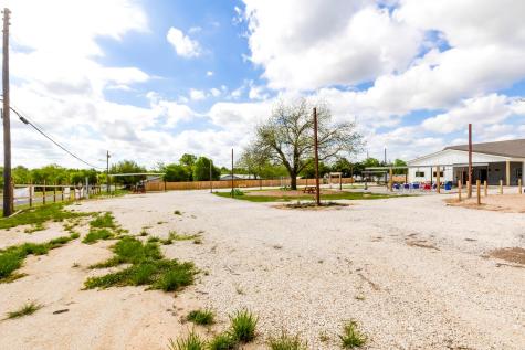 306 Oak Street Rockdale TX 76567