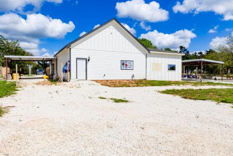 306 Oak Street Rockdale TX 76567