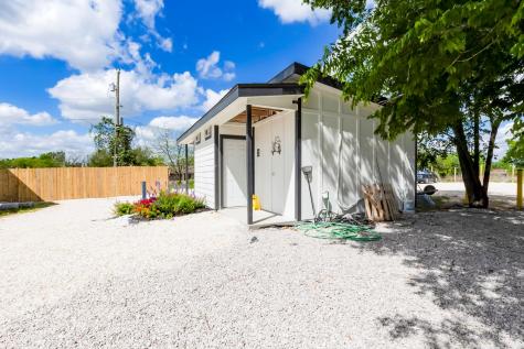 306 Oak Street Rockdale TX 76567