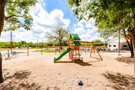 306 Oak Street Rockdale TX 76567