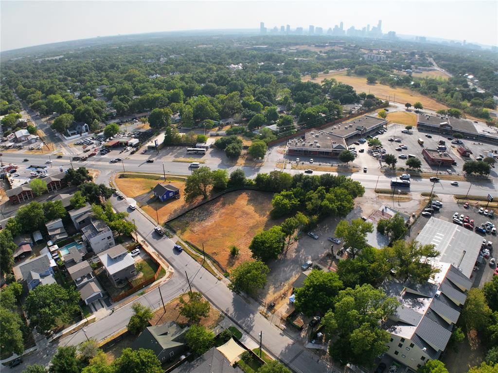 1140 Gunter Street Austin TX 78721