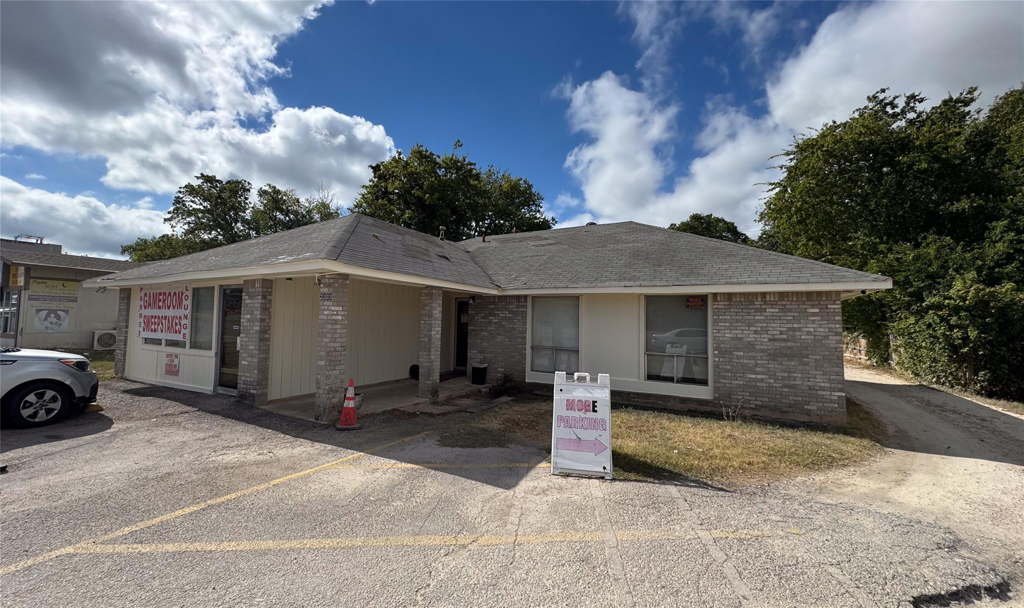 2303 W Parmer Lane Austin TX 78727