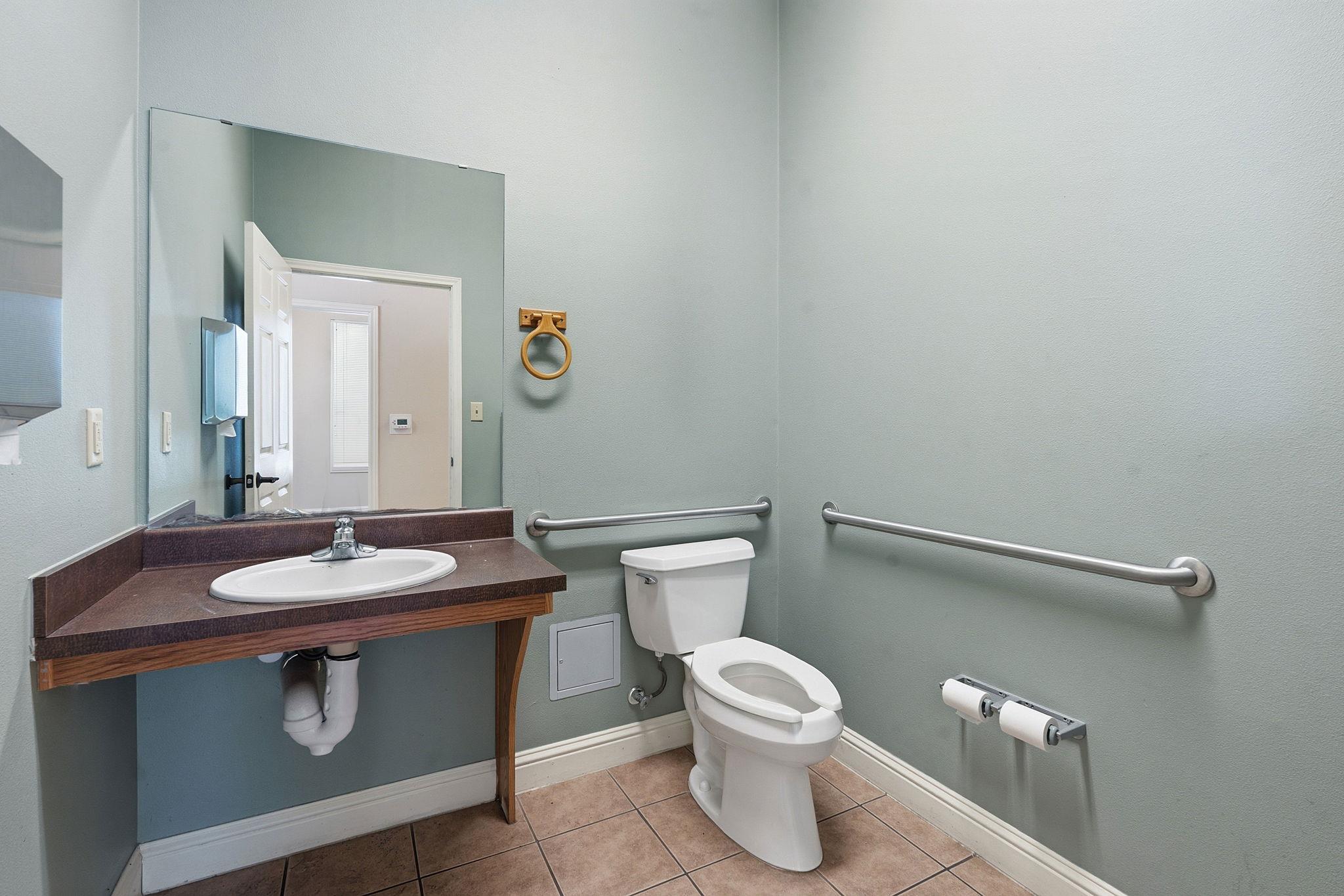 13284 Pond Springs Road Austin TX 78729