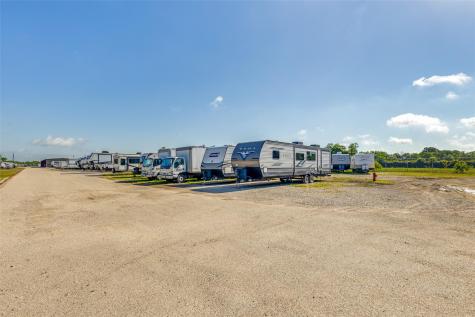 309 W Archer Road Baytown TX 77521