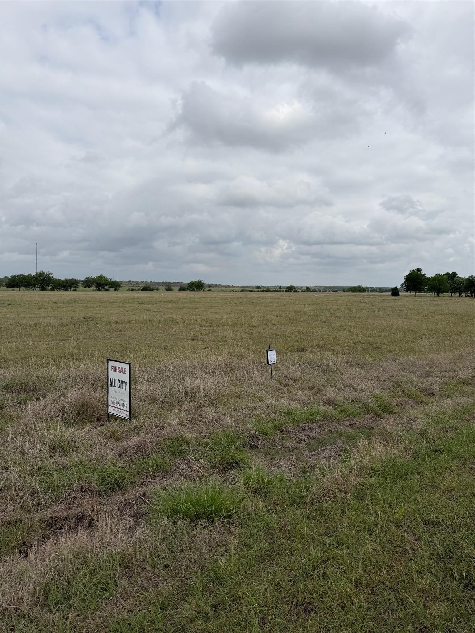 320 Airfield Road Fentress TX 78622