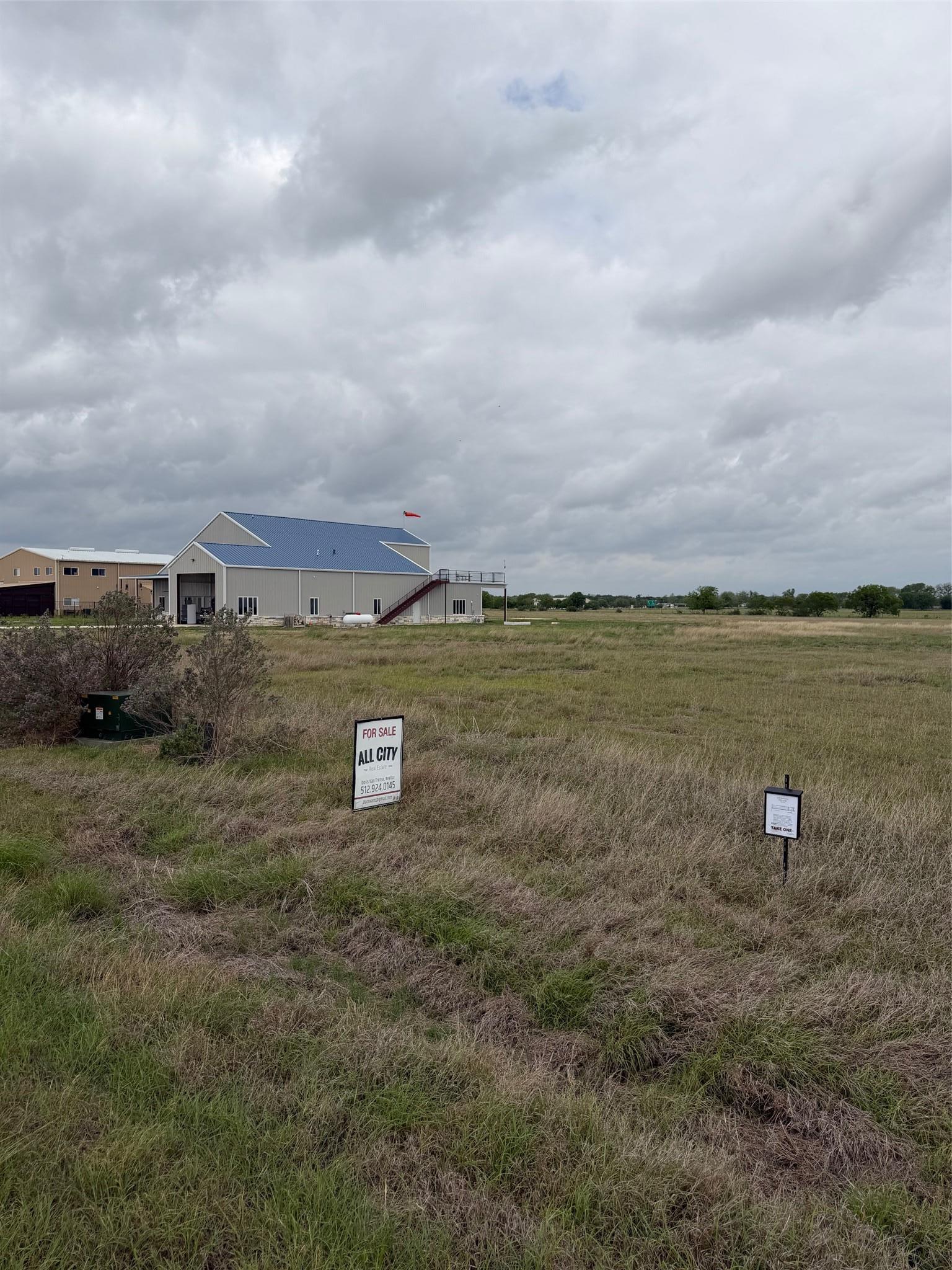 320 Airfield Road Fentress TX 78622