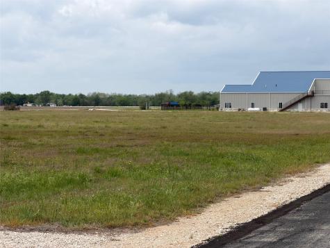 320 Airfield Road Fentress TX 78622