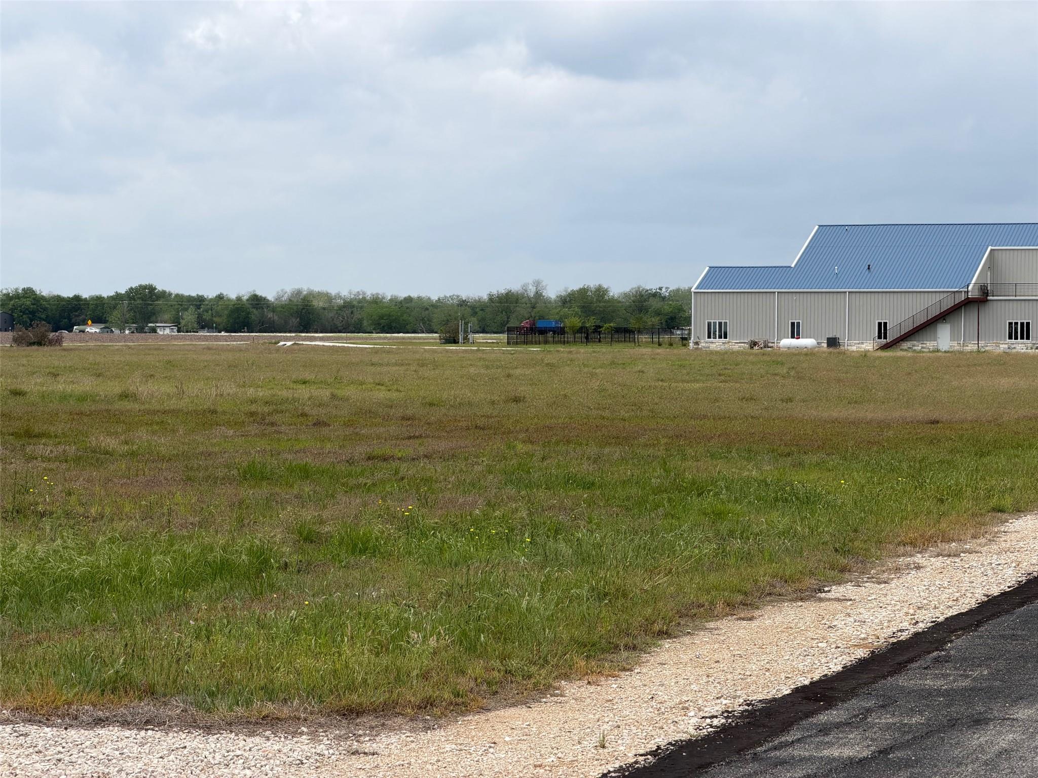 320 Airfield Road Fentress TX 78622