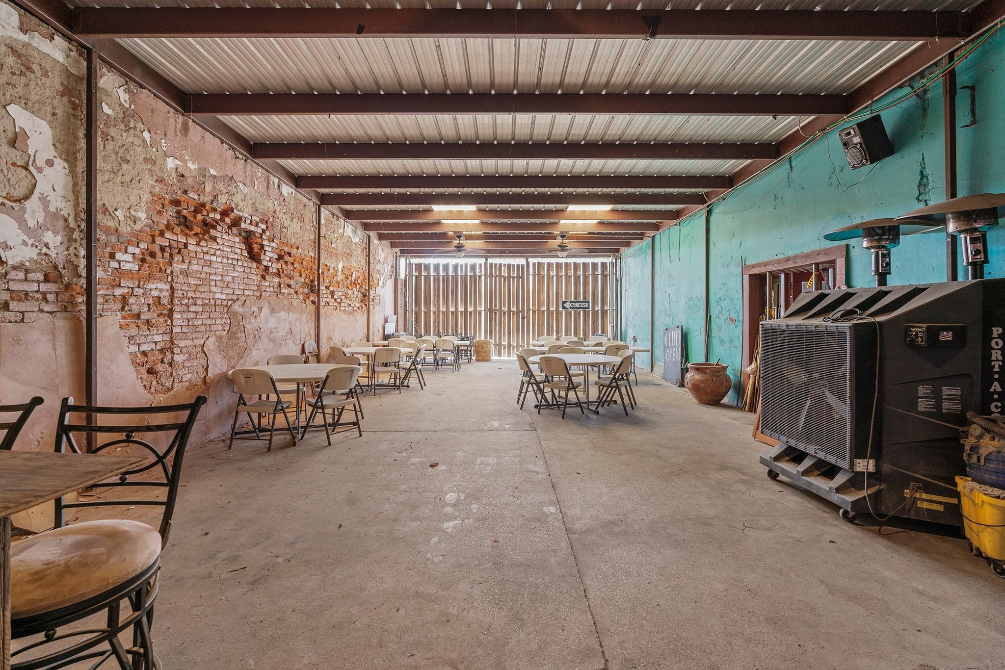 218 N Main Street Rockdale TX 76567