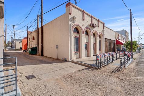 218 N Main Street Rockdale TX 76567