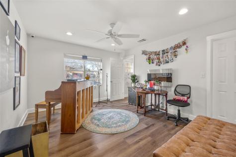 603 W Highway 290 Highway Dripping Springs TX 78620