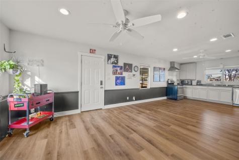 603 W Highway 290 Highway Dripping Springs TX 78620