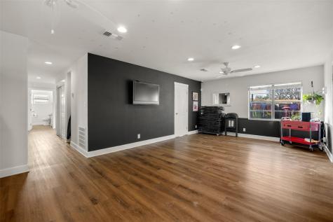 603 W Highway 290 Highway Dripping Springs TX 78620