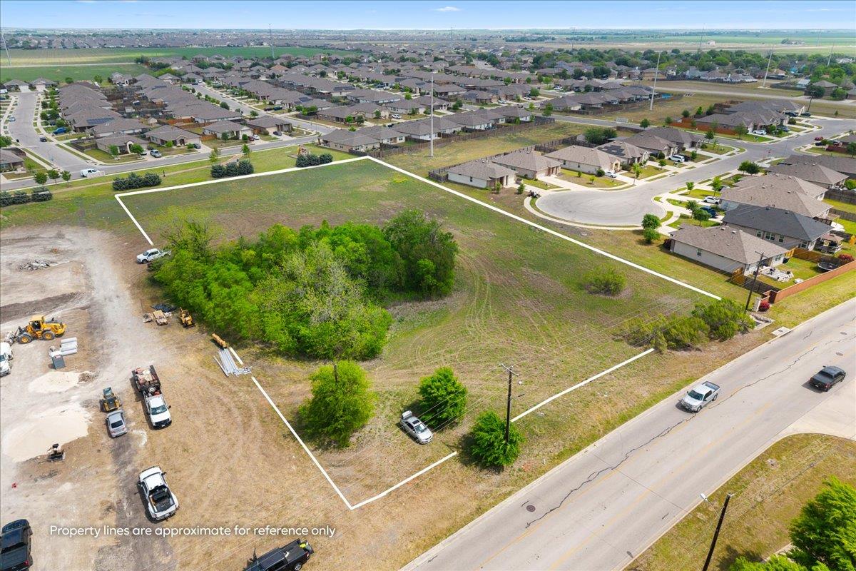 101 Mager Lane Hutto TX 78634