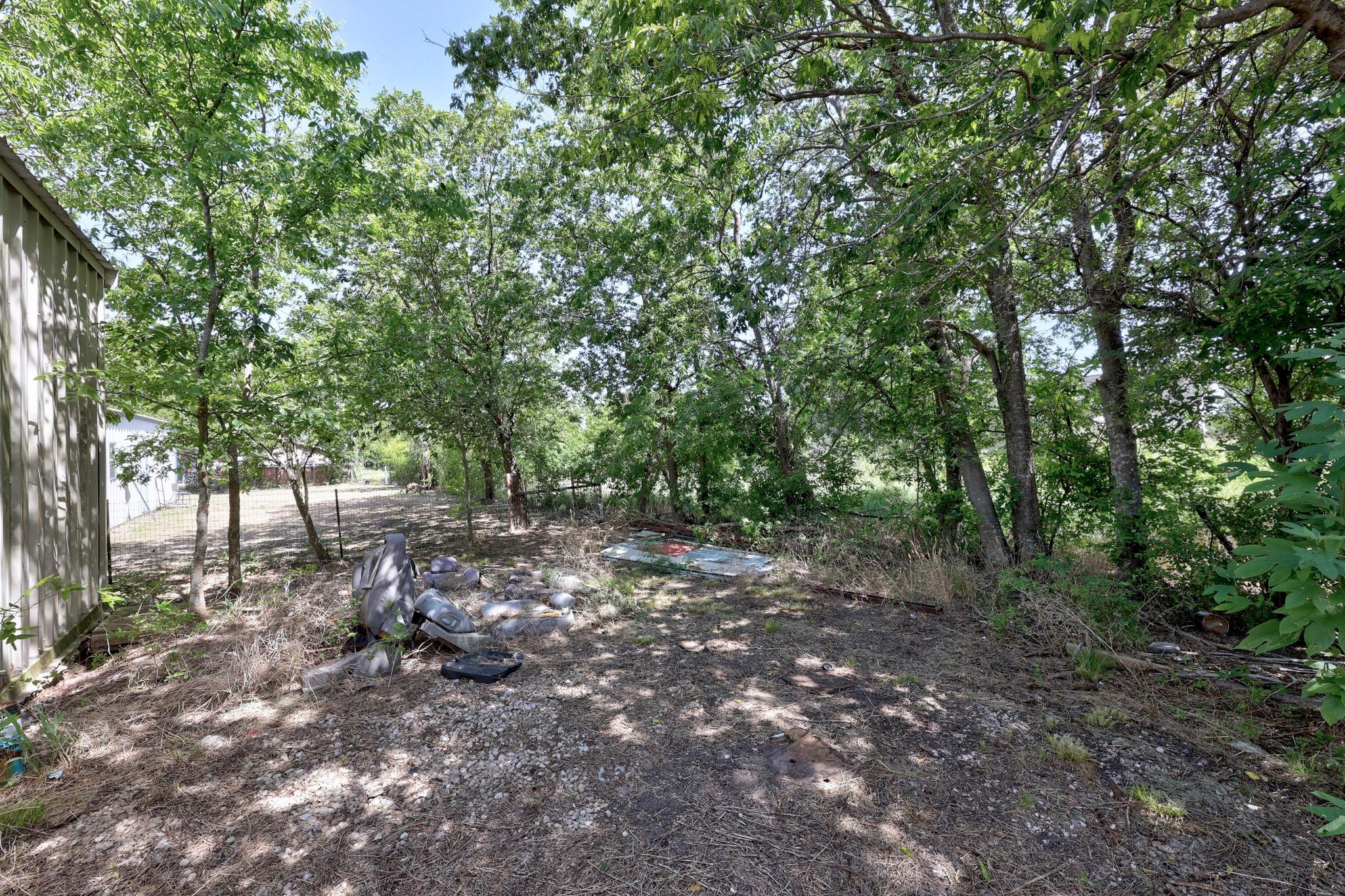 508 W Mesquite Avenue Rogers TX 76569