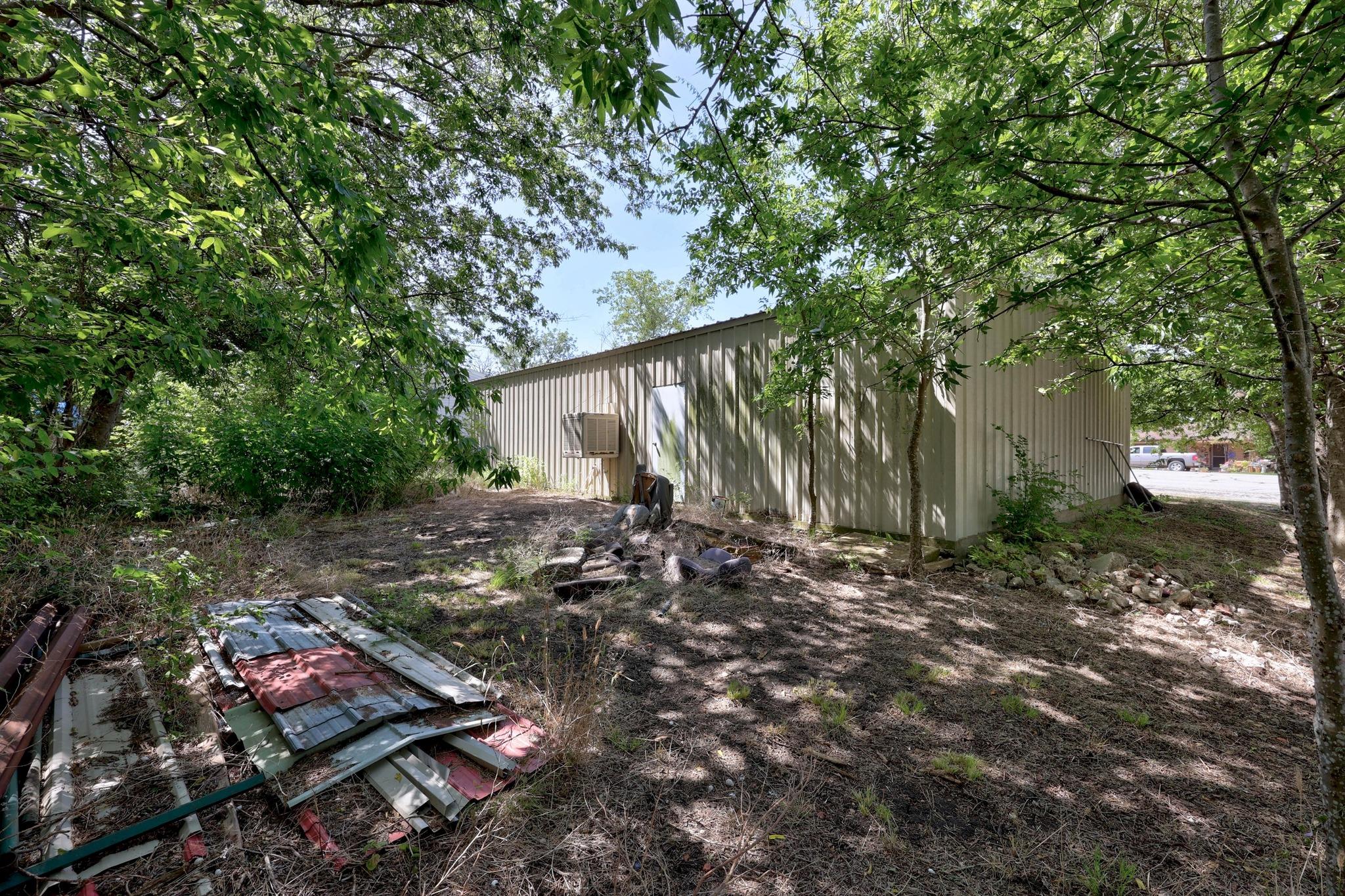 508 W Mesquite Avenue Rogers TX 76569