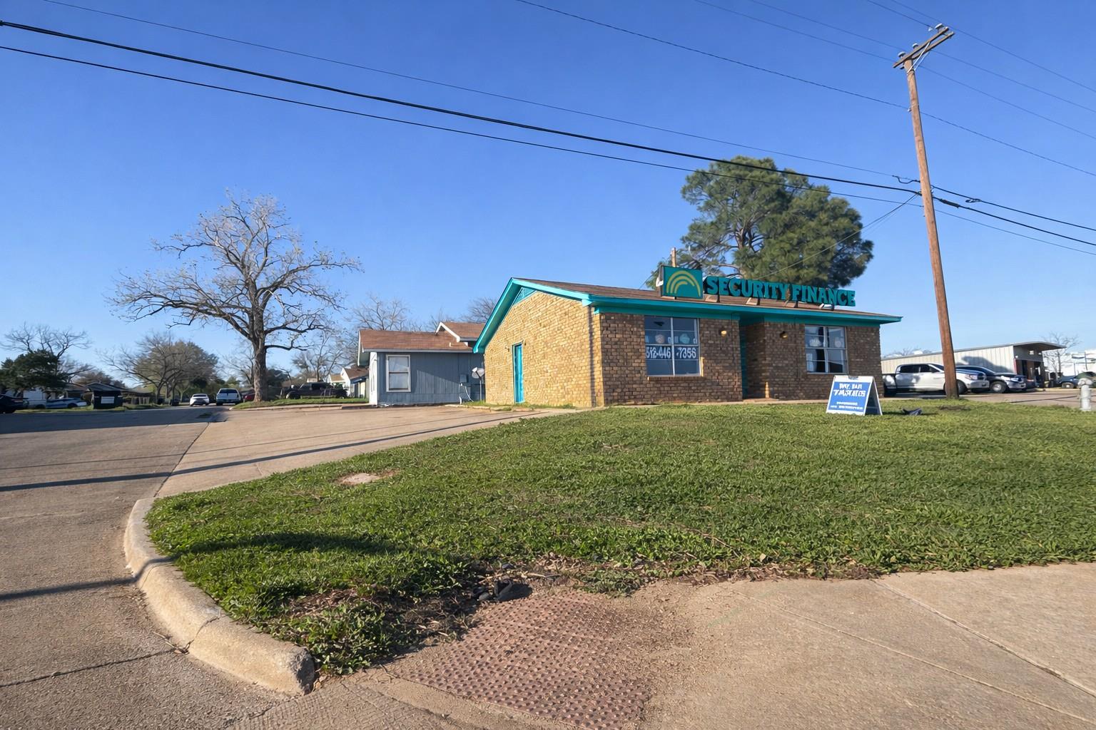 1706 W Cameron Avenue Rockdale TX 76567