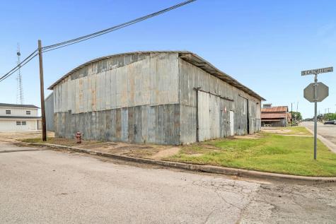 136 S Caldwell-c Street Giddings TX 78942