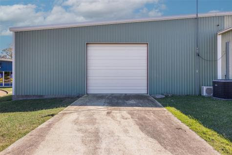 406 N Gray Street Caldwell TX 77836