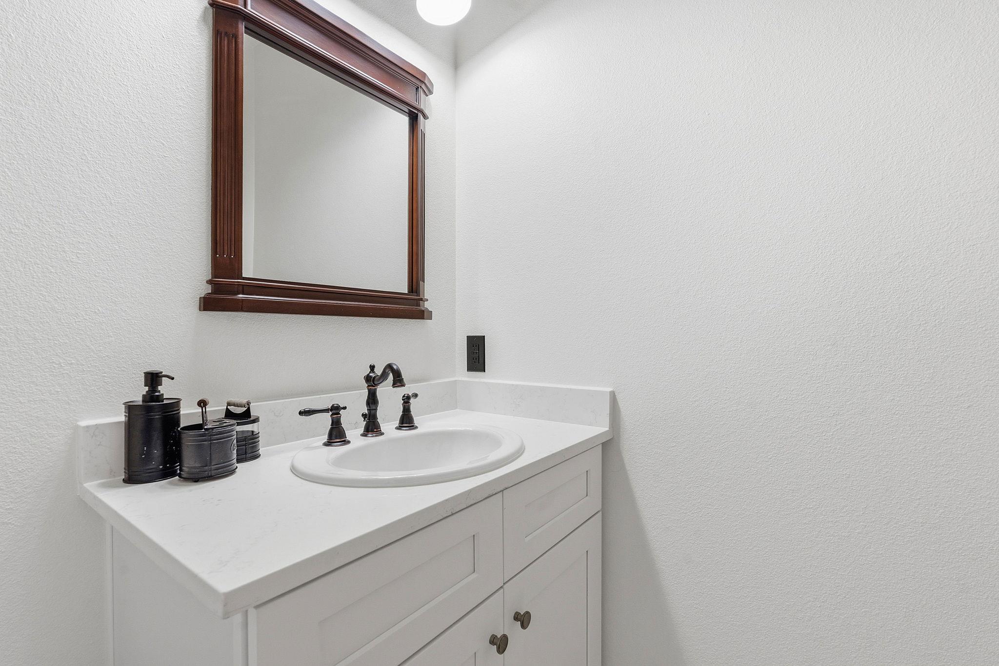 1006 Frost Avenue Driftwood TX 78619