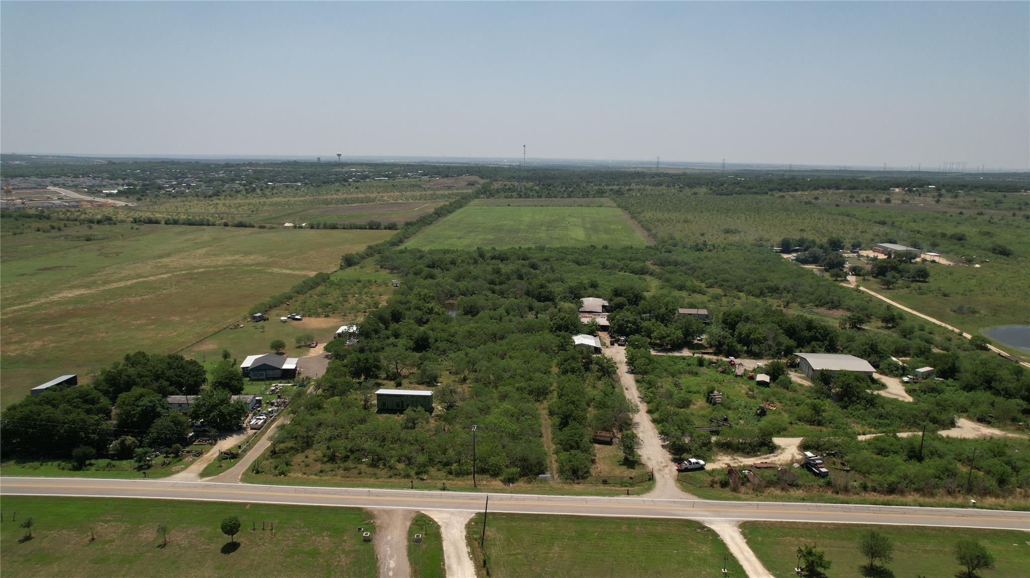 6144 Turnersville Road Creedmoor TX 78610