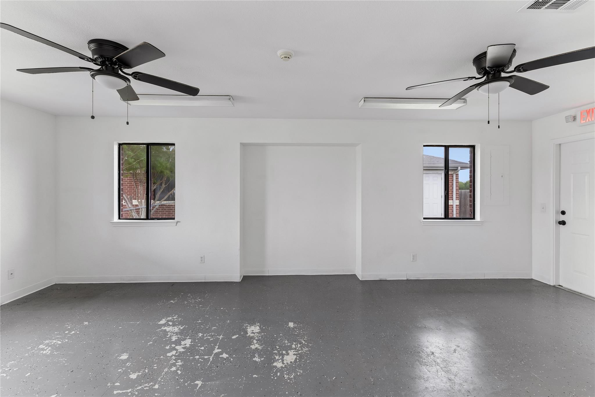 1024 S Guadalupe Street Lockhart TX 78644