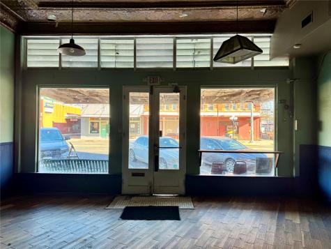 303 Main Street Smithville TX 78957