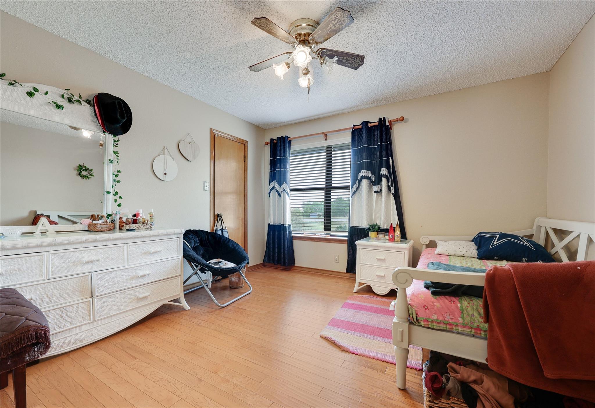 1931 Rowe Loop Pflugerville TX 78660