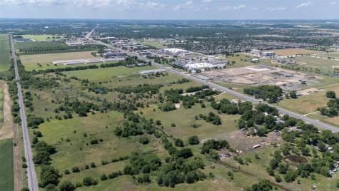 4302 N Main Street Taylor TX 76574