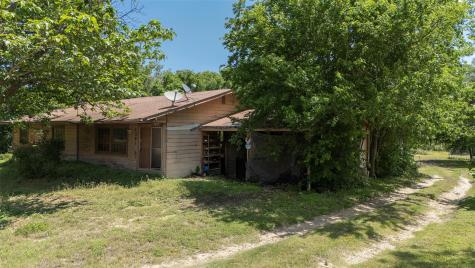 4302 N Main Street Taylor TX 76574