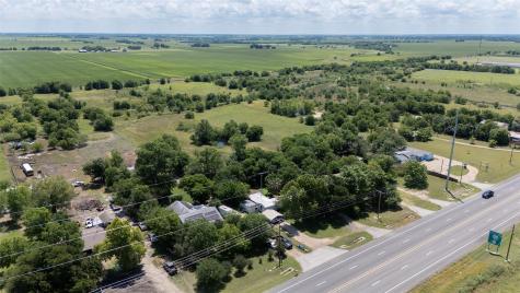 4302 N Main Street Taylor TX 76574