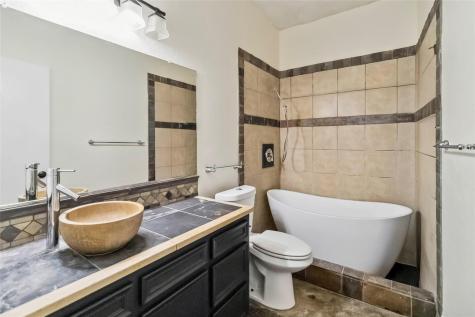 208 Old Potato Road Paige TX 78659