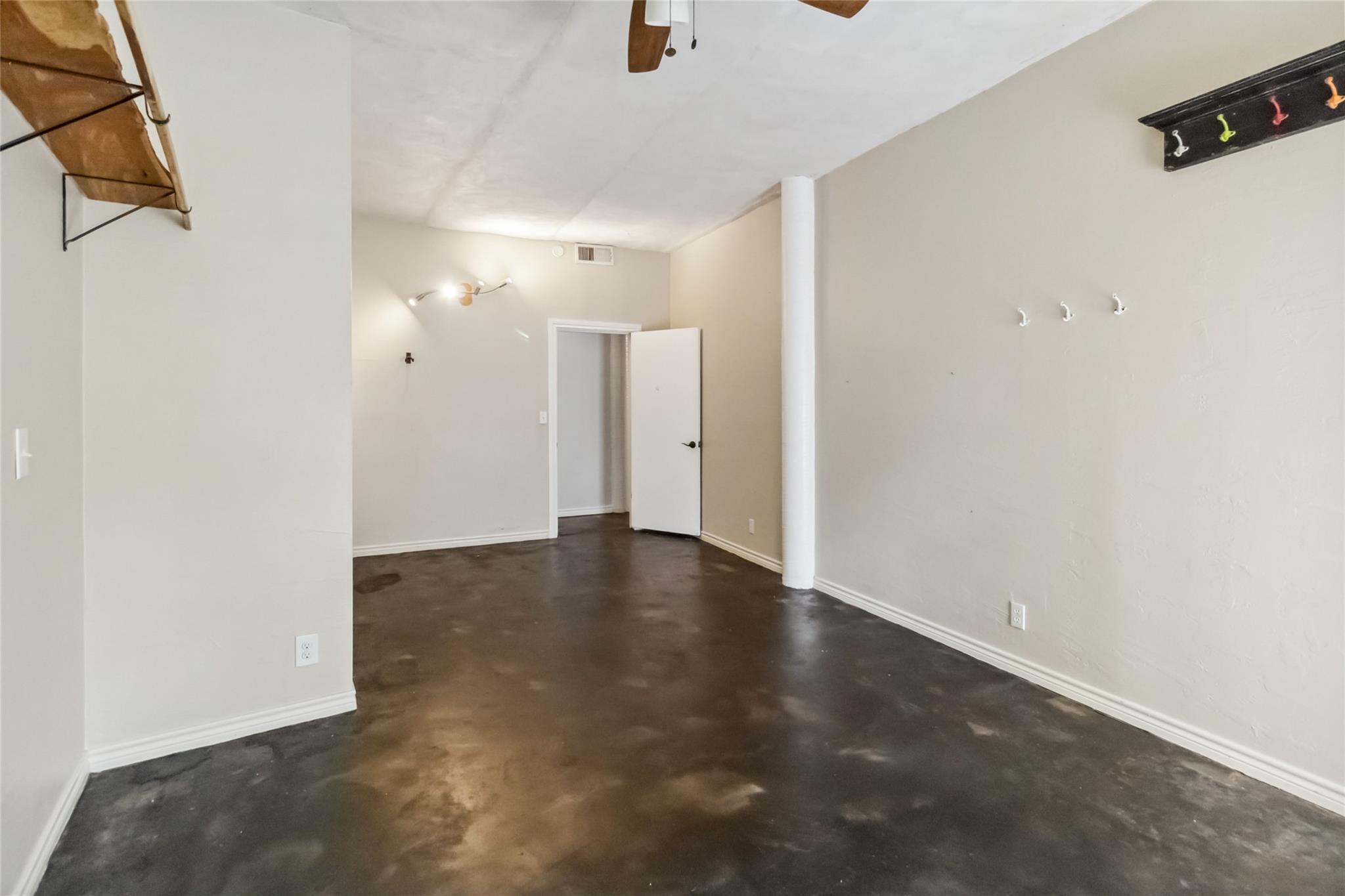 208 Old Potato Road Paige TX 78659