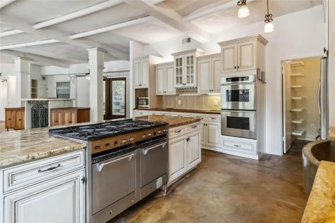 208 Old Potato Road Paige TX 78659