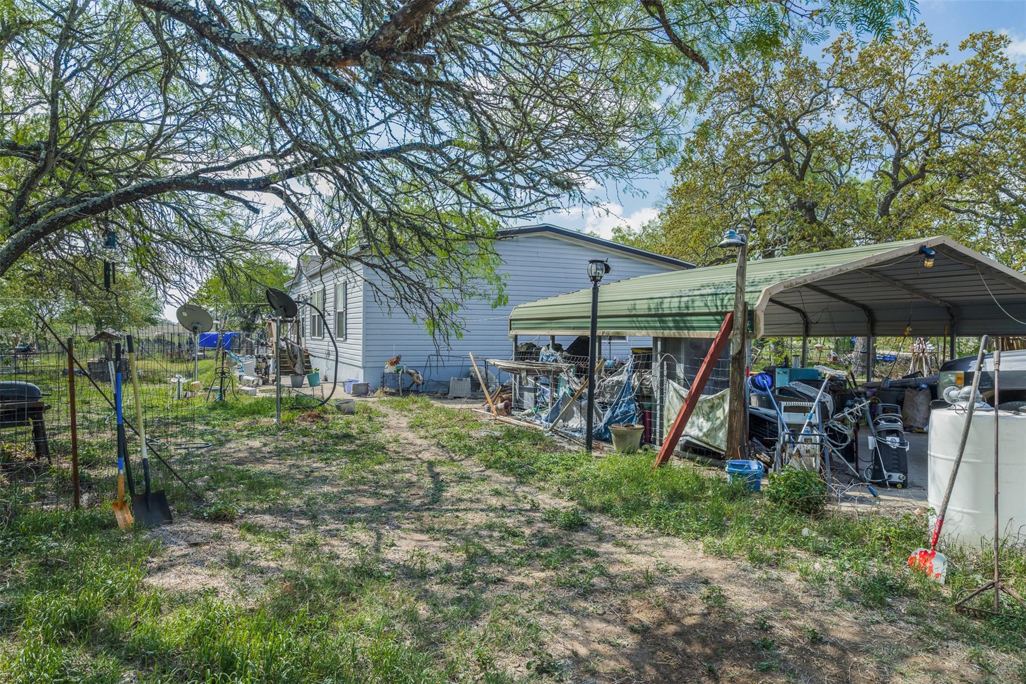 8519 State Park Road Lockhart TX 78644