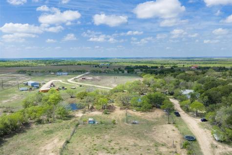 8519 State Park Road Lockhart TX 78644