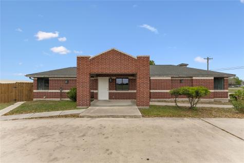 1030 S Guadalupe Street Lockhart TX 78644