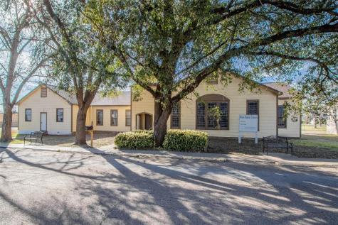 1502 W 9th Street Caldwell TX 77836