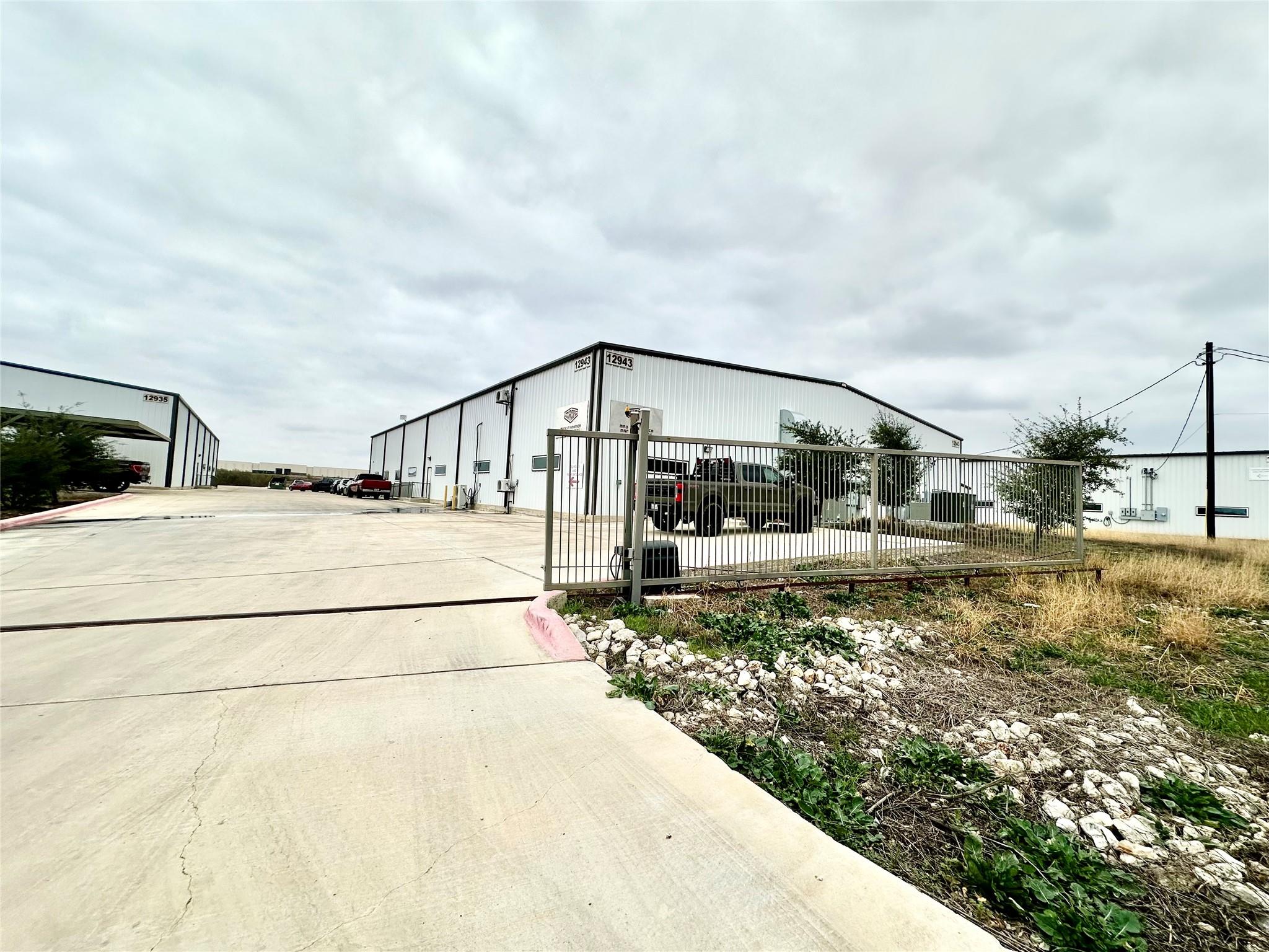 12943 Wright Road Buda TX 78610