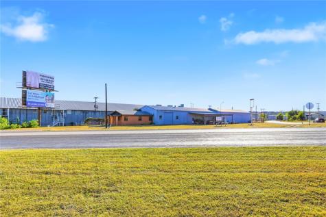13 Jack Nixon Roads Fredericksburg TX 78624