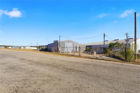 13 Jack Nixon Roads Fredericksburg TX 78624